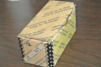 ECONOMY / FPE OBH-12 BOLT-ON FUSE / 12A / 32VDC / NEW SURPLUS7