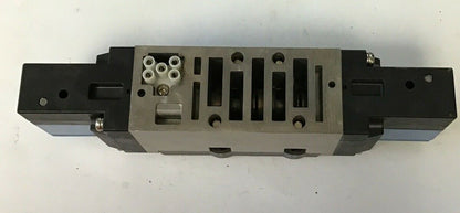 SMC VSR8-6-FG-D-3EZ-V1 SOLENOID VALVE 142PSI 24VDC 1.8WATT 0.075A4