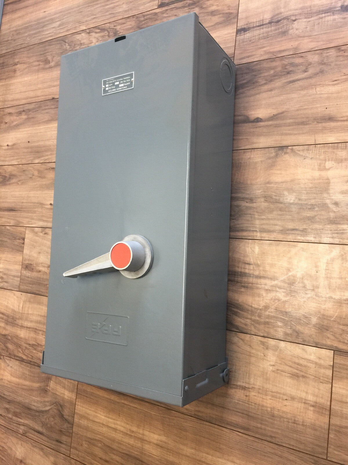 FPE RHQ5236 HEAVY DUTY TYPE A SAFETY SWITCH NON-FUSIBLE 200A 600VAC RAINTIGHT 6