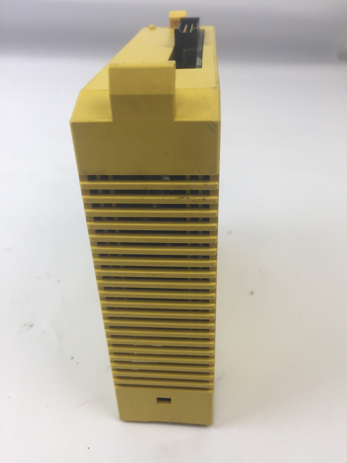 FANUC A03B-0819-C152 / A0D08D RELAY OUTPUT MODULE 6