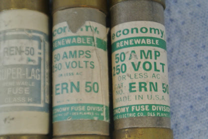 MIXED LOT of 4 RENEWABLE FUSES / 50A / 250V / BUSSMANN, ECONOMY 1