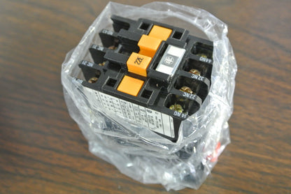 TELEMECANIQUE CA2DN1229FA60 CONTROL RELAY / AUX. CONTACTOR - 110-120V COIL6