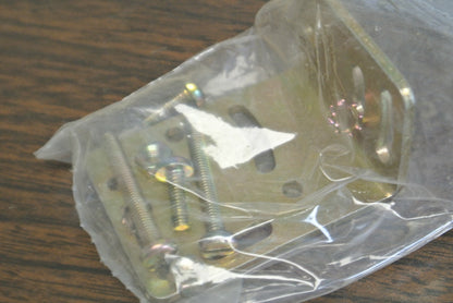 SQUARE D 9007 / 9006 PEMB1 BRACKET for PHOTOELECTRIC SWITCH / NEW SURPLUS 4