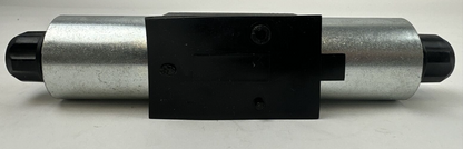 PARKER D1VW004CNJWF SOLENOID VALVE 24VDC 1.0A 5000PSI MAX-P,A,&B 3000PSI MAX-T6