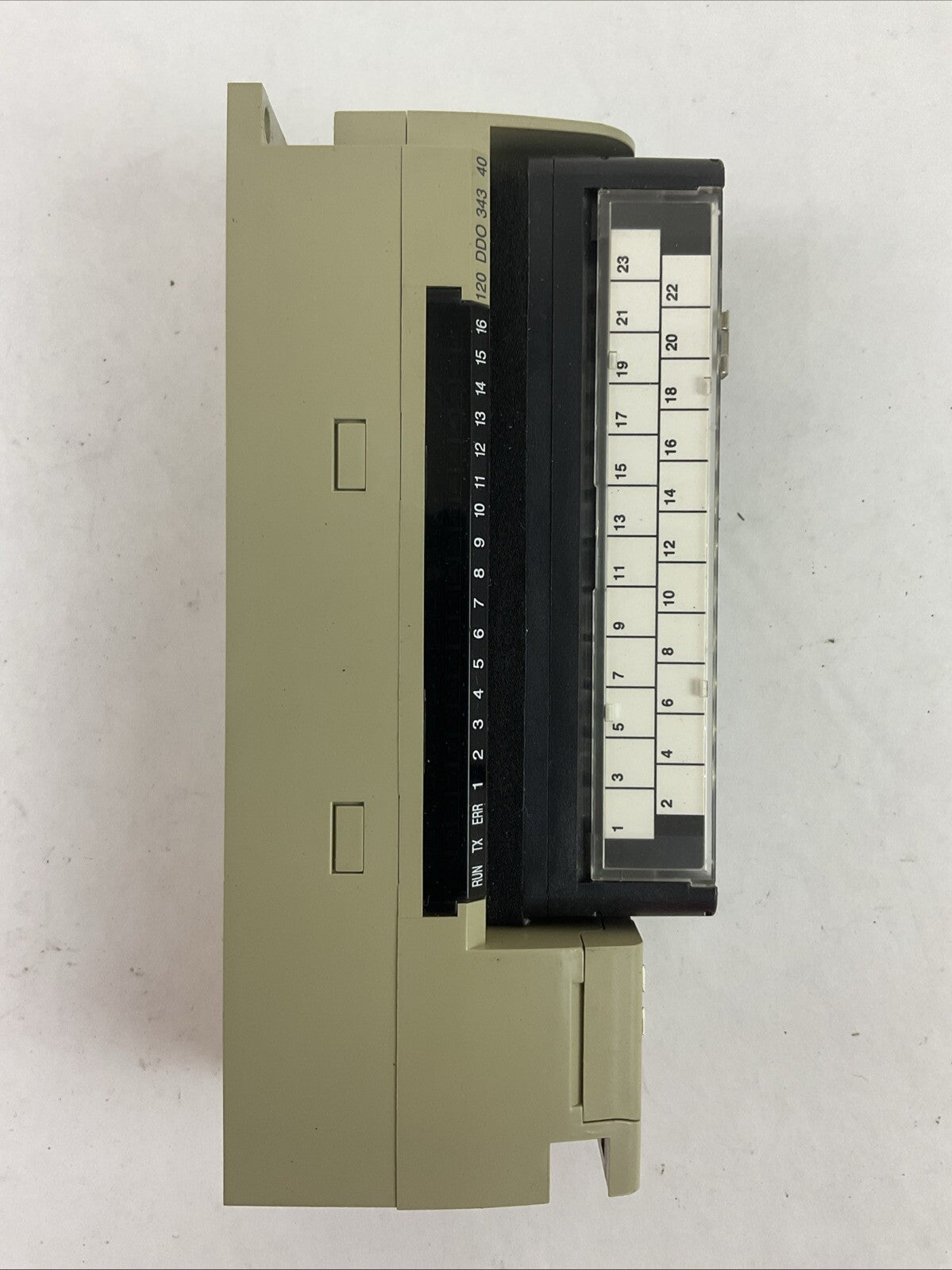 YASKAWA JAMSC-120DD034340 MECHATROLINK VIO OUTPUT RELAY 12/24VDC 16 POINT VER C05