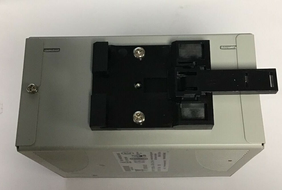 CARLO GAVAZZI SPD2120 AC/DC CONVERTER 24VDC-5A 115/230VAC 47-63HZ 2.8/1.4A 120W3