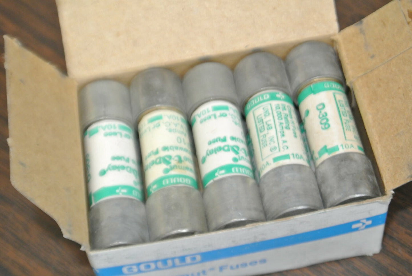 BOX of 10 / GOULD-SHAWMUT RF10 RENEWABLE FUSE 10A / 250V / NEW SURPLUS0