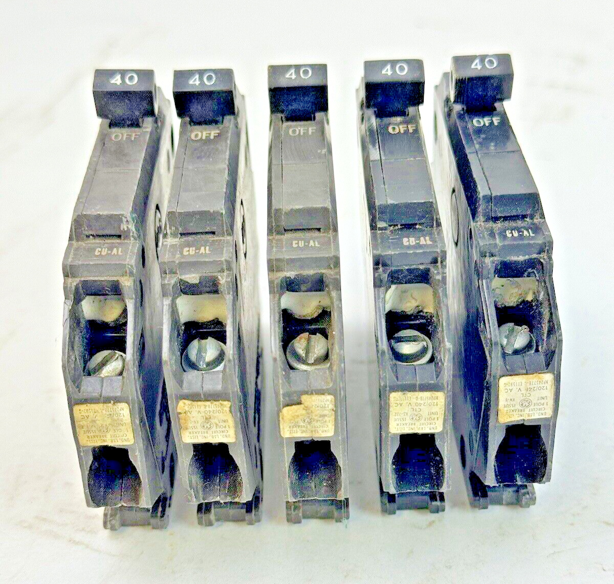 GE **LOT OF 5** - TQP140 - CIRCUIT BREAKERS - 1 POLE, 40 A, 240 VAC, TYPE TQP2