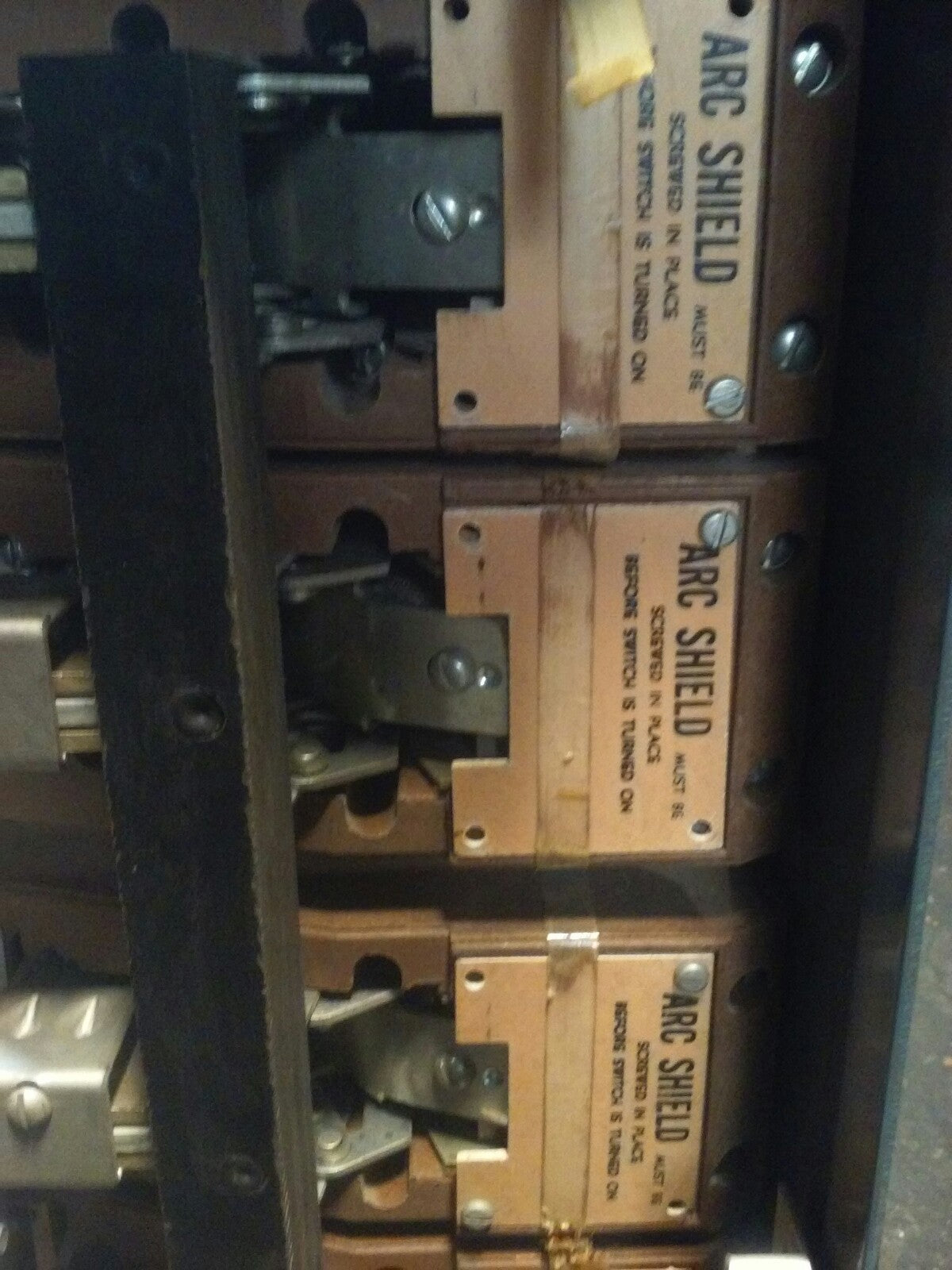 GE QMR368C PANELBOARD SWITCH, 1200A, 600V, 3P FUSIBLE INTERRUPTER, QMR6