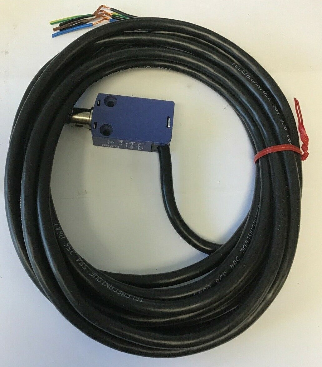 TELEMECANIQUE XCMD2102L5 LIMIT SWITCH 2