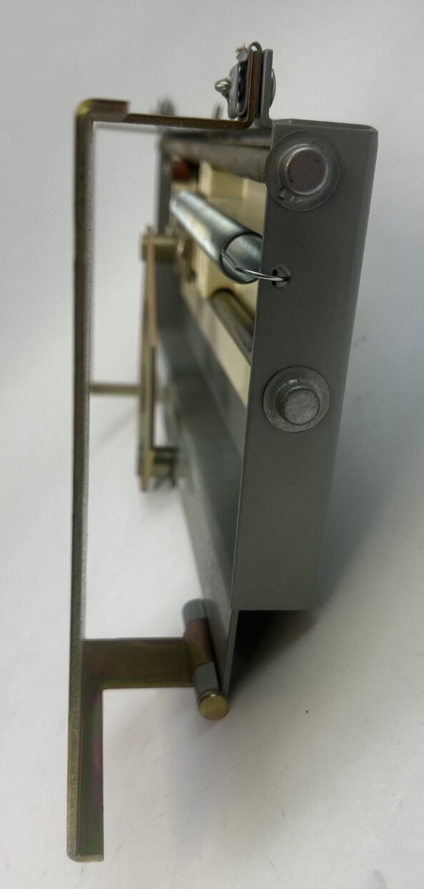 CUTLER HAMMER SMCU400LCL MOTOR CONTROL MECHANISM NEMA 1 TYPE MC 5076A79G013