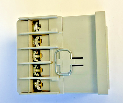 ALLEN BRADLEY  700-K31Z-* CONTROL RELAY SER.B ***LOTOF2***6