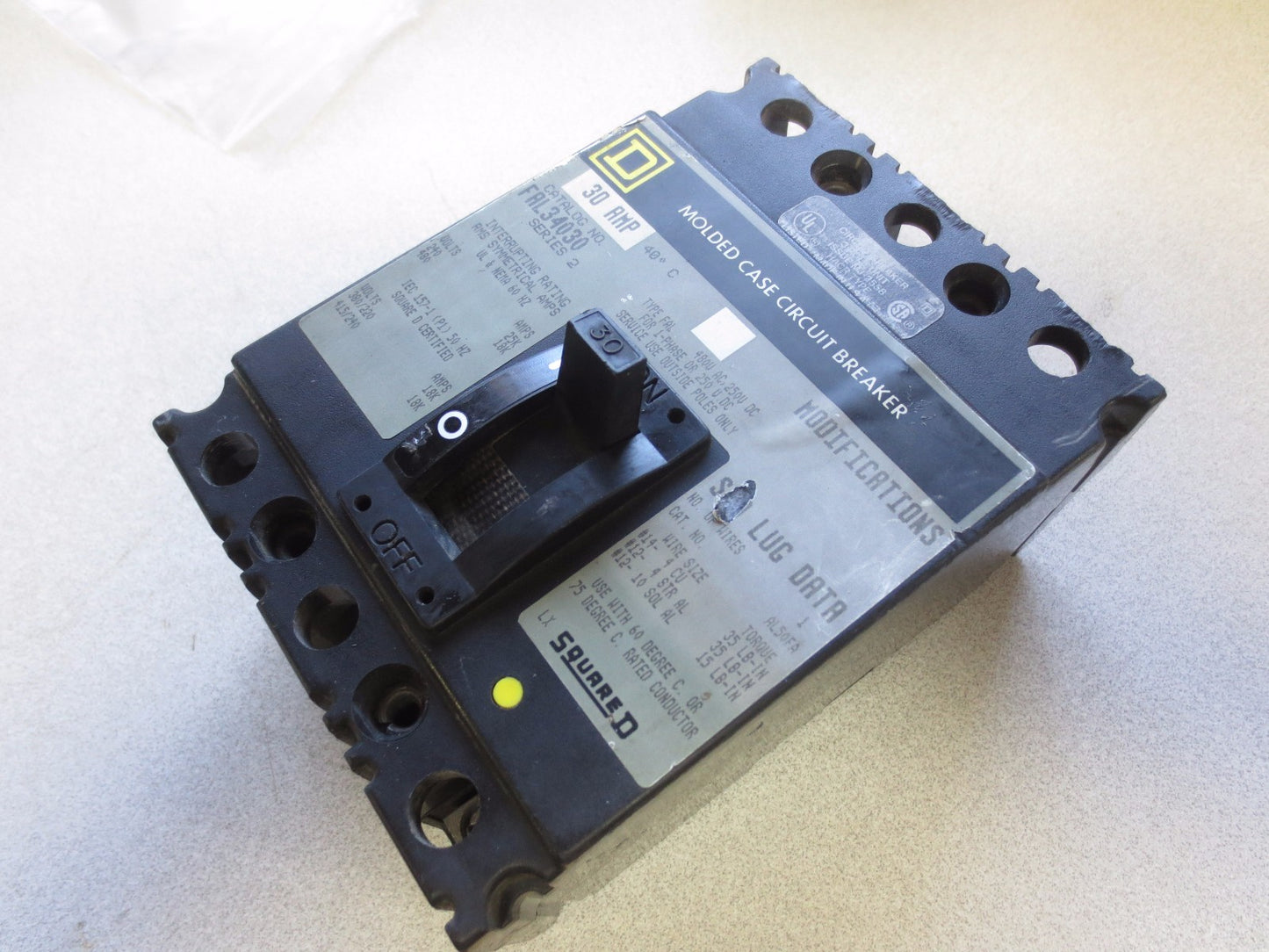 SQUARE D FAL34030 MOLDED CASE CIRCUIT BREAKER - 30A, 240VAC10