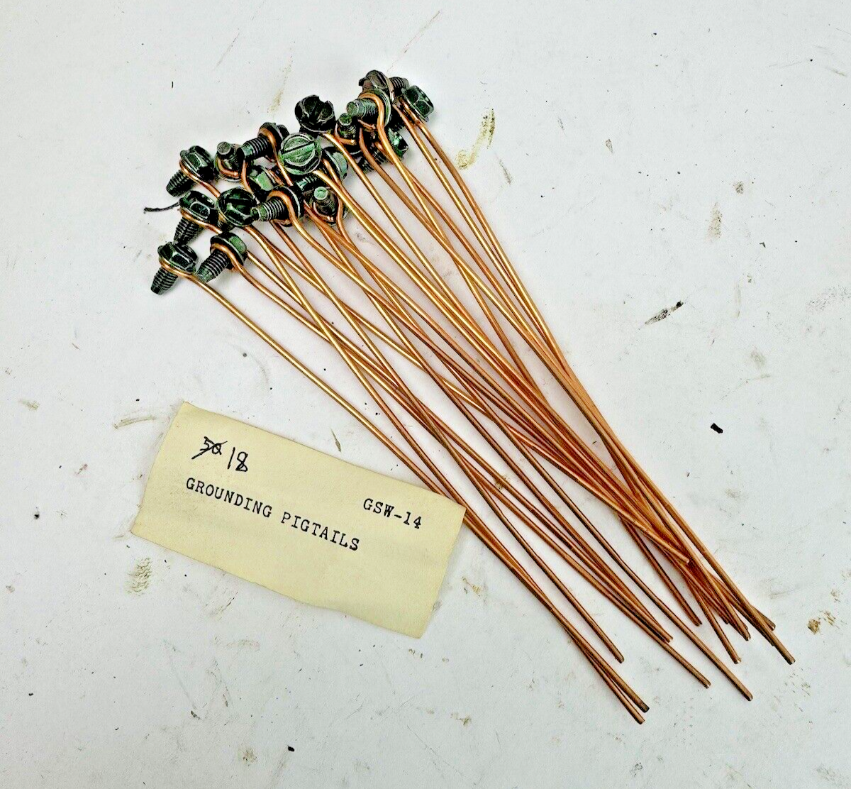**LOT OF 18** GROUNDING PIGTAILS - GSW-141