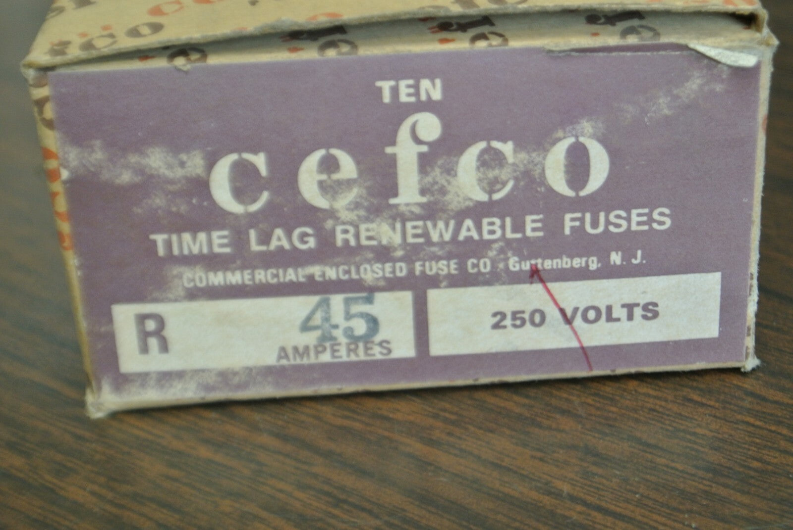 BOX of 10 CEFCO REN45 RENEWABLE FUSE / 45A / 250V / NEW SURPLUS  CAPACITY 35-60A5