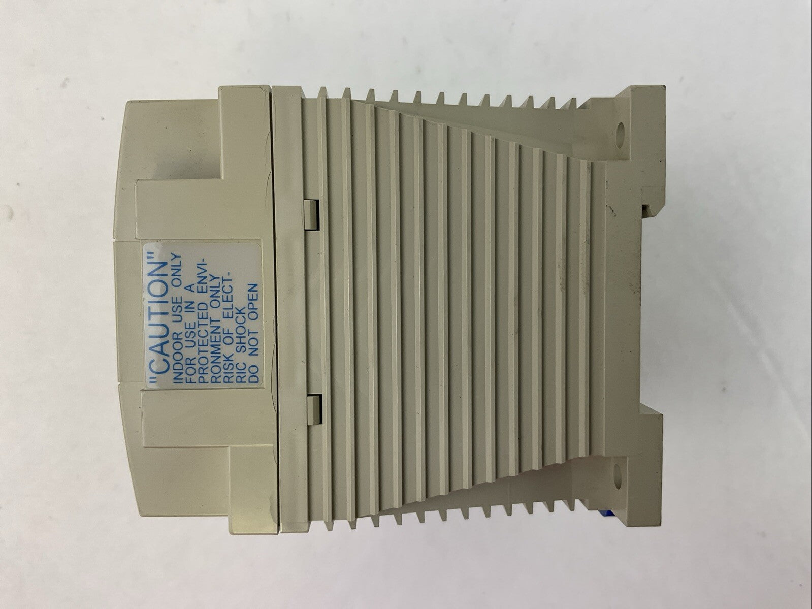 IDEC PS5R-C12 POWER SUPPLY OUTPUT 12VDC 2.5A 30W INPUT 100-240VAC 50/60HZ 0.68A1