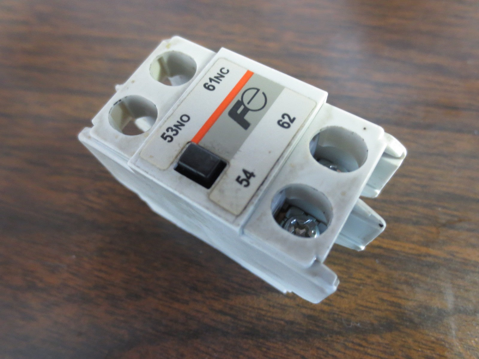 FUJI SC-E03 CONTACTOR w/ SZ-A11/T AUXILIARY CONTACT8