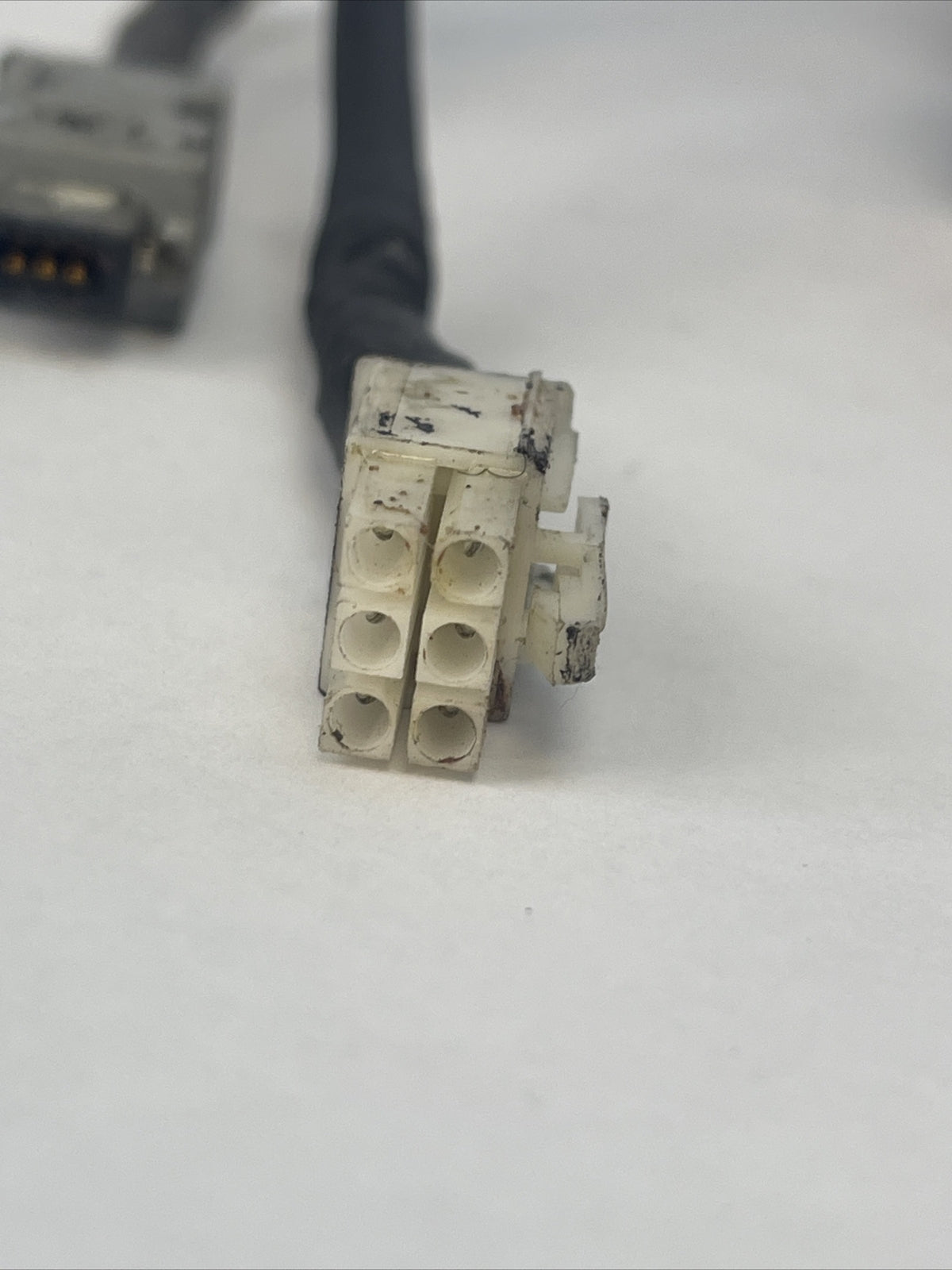 YASKAWA SGM7J-04A7C6E AC SERVO MOTOR 200VAC 2.5A 400W PF70L1-10-P2-S2-14-30-50-77