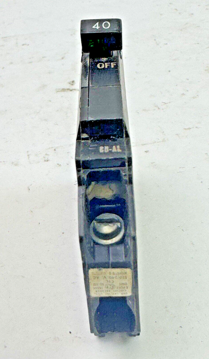 GE **LOT OF 3** - TQP140 - CIRCUIT BREAKERS - 1 POLE, 40 A, 240 VAC, TYPE TQP7