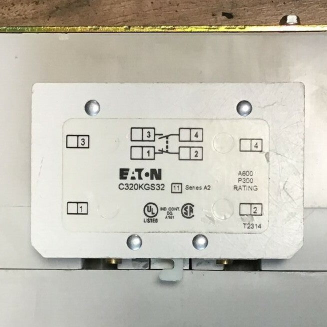 CUTLER HAMMER CONTACTOR CN15KN3 NEMA SIZE 3 SER. A1 W/ C320KGS32 AUX. CONTACT5