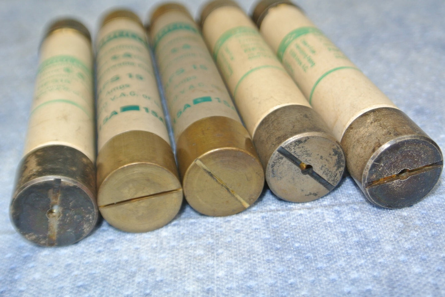 LOT of 5 / GOULD RFS15 RENEWABLE FUSES / 15A / 600V2