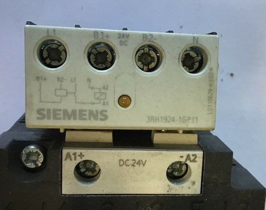 SIEMENS 3RT1044-1 QB44-3MAO CONTACTOR W/3RH1921-1HA22-3AA1,3RH1924-1GP111