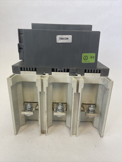 ABB AF400-30 CONTACTOR 600VAC 400HP 3POLE 3PH 550A COIL 100-250VDC 50-60hz1