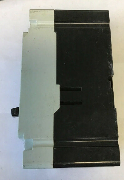 WESTINGHOUSE HMCP015E0 B CIRCUIT PROTECTOR SER.C 15AMP 3POLE 600VAC-250VDC 4