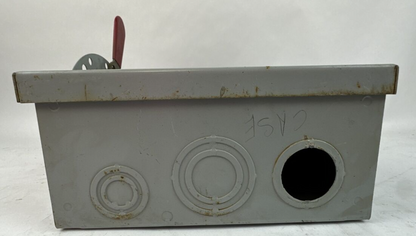 GE TG4322 FUSIBLE SAFETY SWITCH MOD 8 60A 240VAC 3PH 15HP 250VDC 10HP 3P TYPE 13