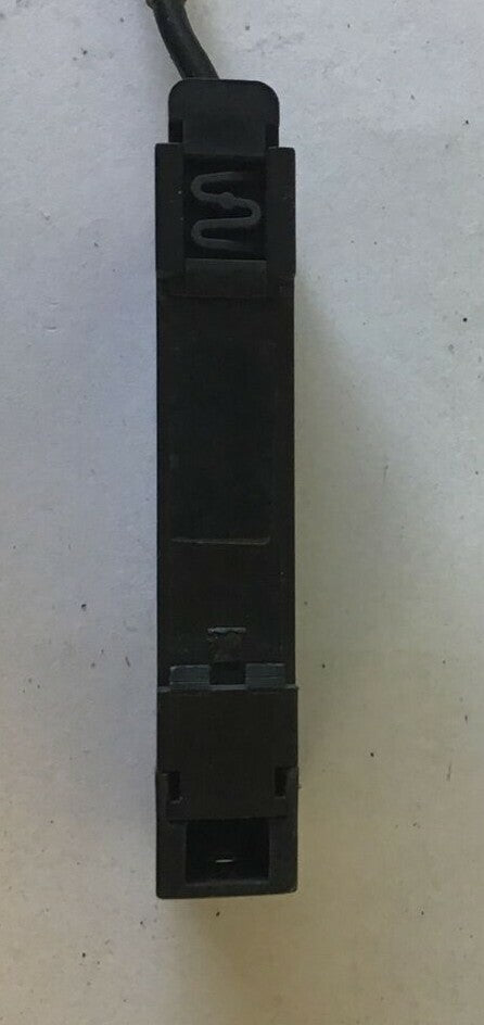 BANNER D12SN6FPQ FIBER OPTIC SENSORS 10-30VDC 150MA ***LOTOF2***6