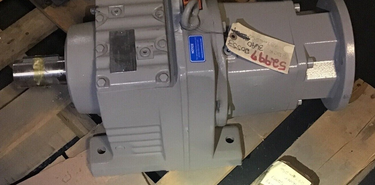 SEW EURO-DRIVE R87AM254/256 GEAR REDUCER 17.08 RATIO TORQUE 123015