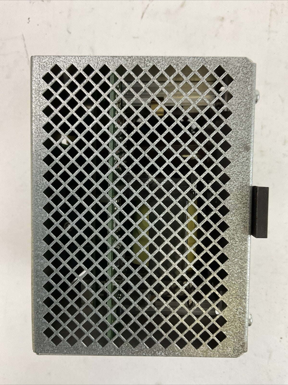 PULS SL10.100 POWER SUPPLY OUTPUT 24VDC 10A INPUT 100-120/220/240VAC 6.0/2.8A4