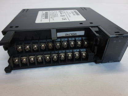 GE FANUC IC693MDL740G OUTPUT MODULE, 12/24VDC 0.5A 16PT POS - NO "COVER" 2