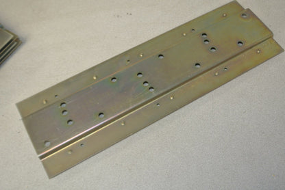 BOX of 5 WESTINGHOUSE ARMS-5 MOUNTING STRIPS for TYPE AR 600V RELAYS 177C482G080