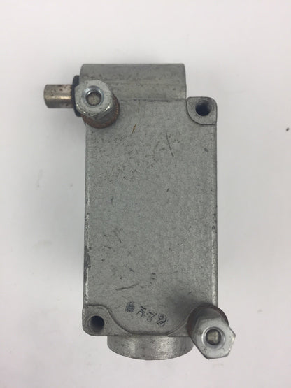 NAMCO M-8-350 SNAP LOCK SWITCH 600 VAC 3