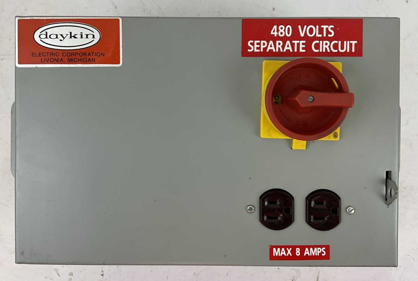 DAYKIN LTFS-05 1000VA PRI VOLTS 480 PRI AMPS 2.08 SEC VOLTS 120 SEC AMPS 8.40