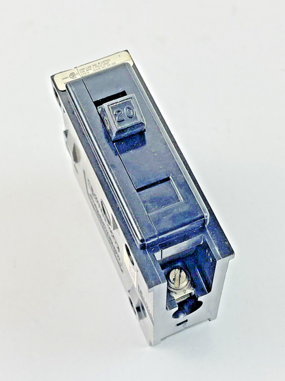 CHALLENGER **LOT OF 10** - CBB1020 - 20A/1 POLE/240 VAC/BOLT ON/TYPE CBB - NEW2