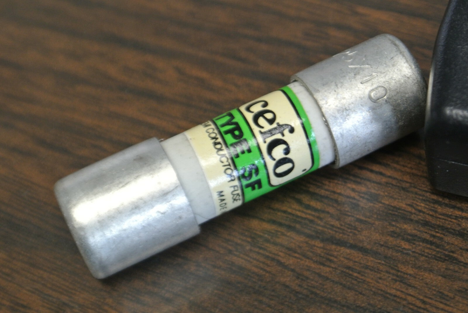 BOX of 10 / CEFCO SF25X10 RECTIFIER FUSE / 10A / 250V / NEW SURPLUS1