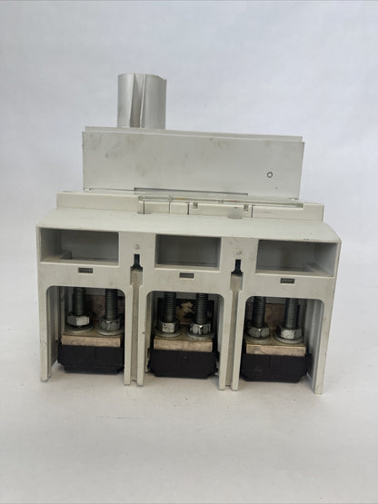 MOELLER NZM 4 CIRCUIT BREAKER 600VAC NZM H4-AE 800-NA 800A NZM4-XUHIV20 24VDC5