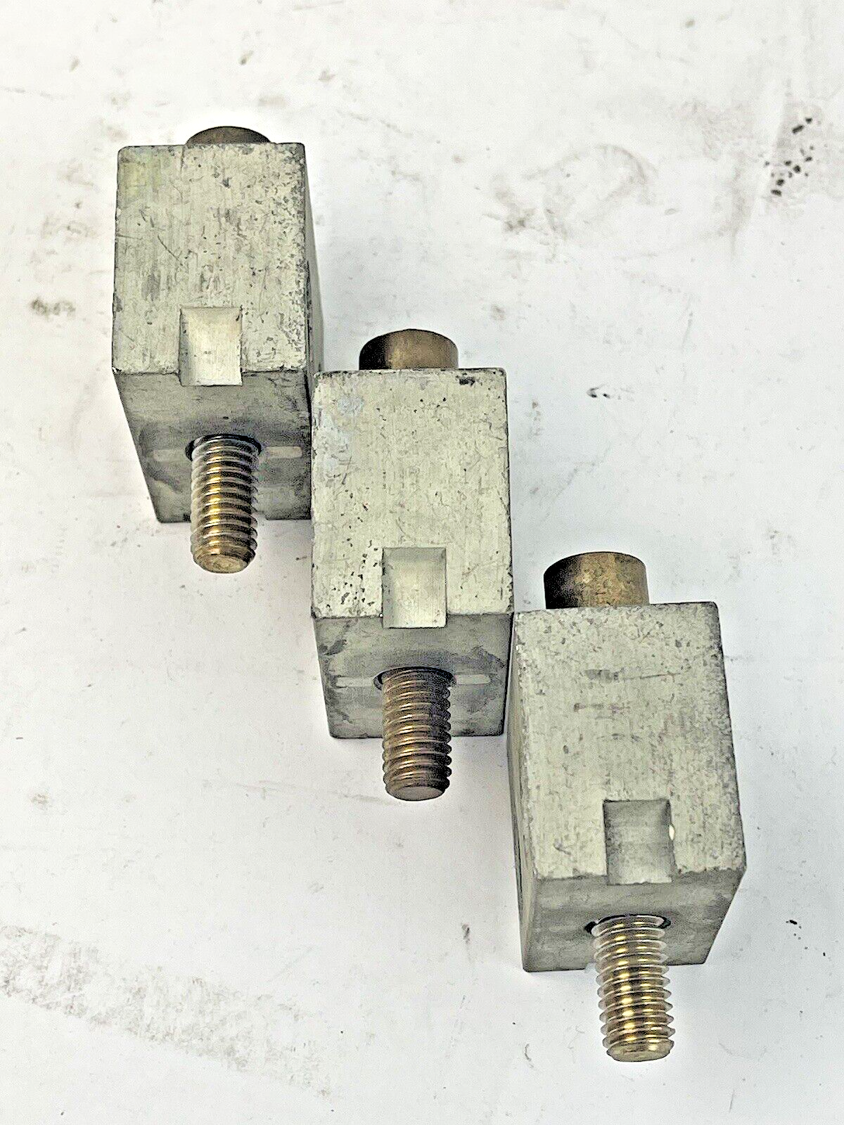 ILSCO *LOT OF 3* - TA2-J250 / D922 - LUGS - 3/0-250MCM CU, 4/0-250MCM AL4
