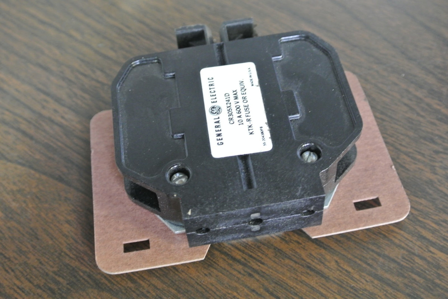 GE / GENERAL ELECTRIC CR305X241D CONTROL CIRCUIT FUSE KIT 600V SZ2 - NEW SURPLUS0