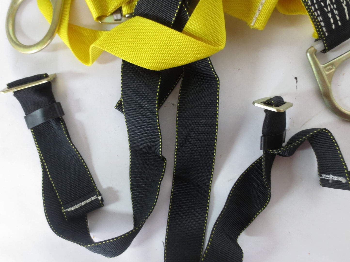 MILLER 851 / 18566552019 UNIVERSAL NYLON DURAFLEX HARNESS - NEW SURPLUS6