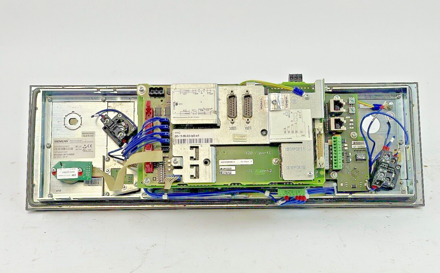 SIEMENS - 6FC5303-1AF12-8BD0 - PUSH BUTTON PANEL - 24 VDC, 35 W - SF2B50309076