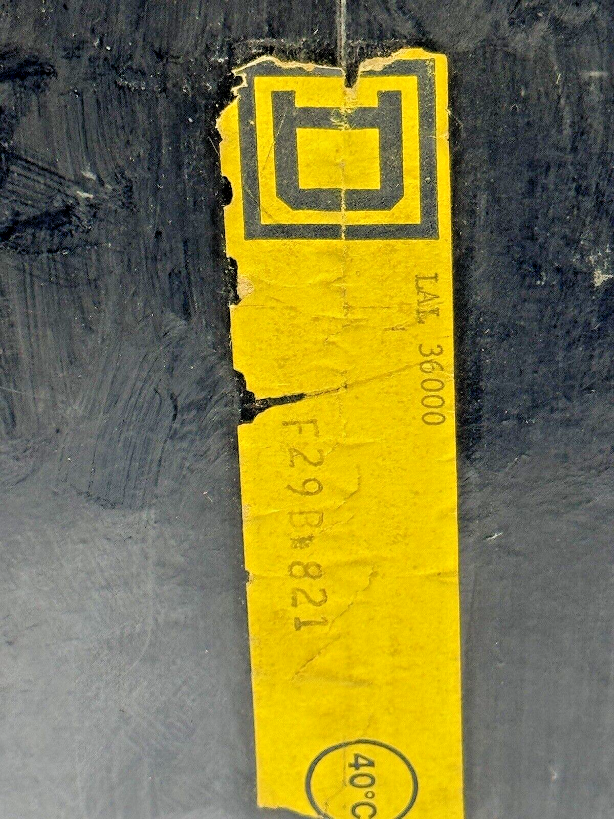 SQUARE D - LAL3600 - MOLDED CASE CIRCUIT BREAKER - 300 AMP, 3 POLE, 600 VAC3