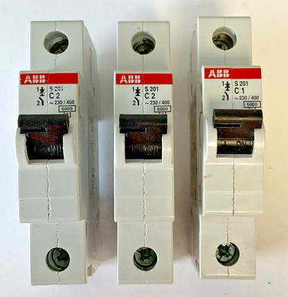 ABB 2CDS251001R0024(2) C2, 2CDS251001R0014 C4 CIRCUIT BREAKER 230/400V *LOTOF3*0