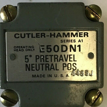 CUTLER HAMMER ED50N1 SER.A1 PRETRAVEL NEUTRAL POS.LIMIT SWITCH OPER. HEAD1