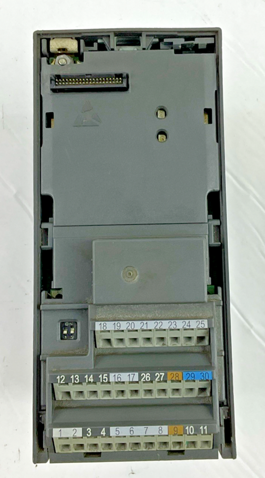 SIEMENS 6SE6440-2UD13-7AA1 FREQUENCY INVERTER MICRMASTER VER. G01/2.200