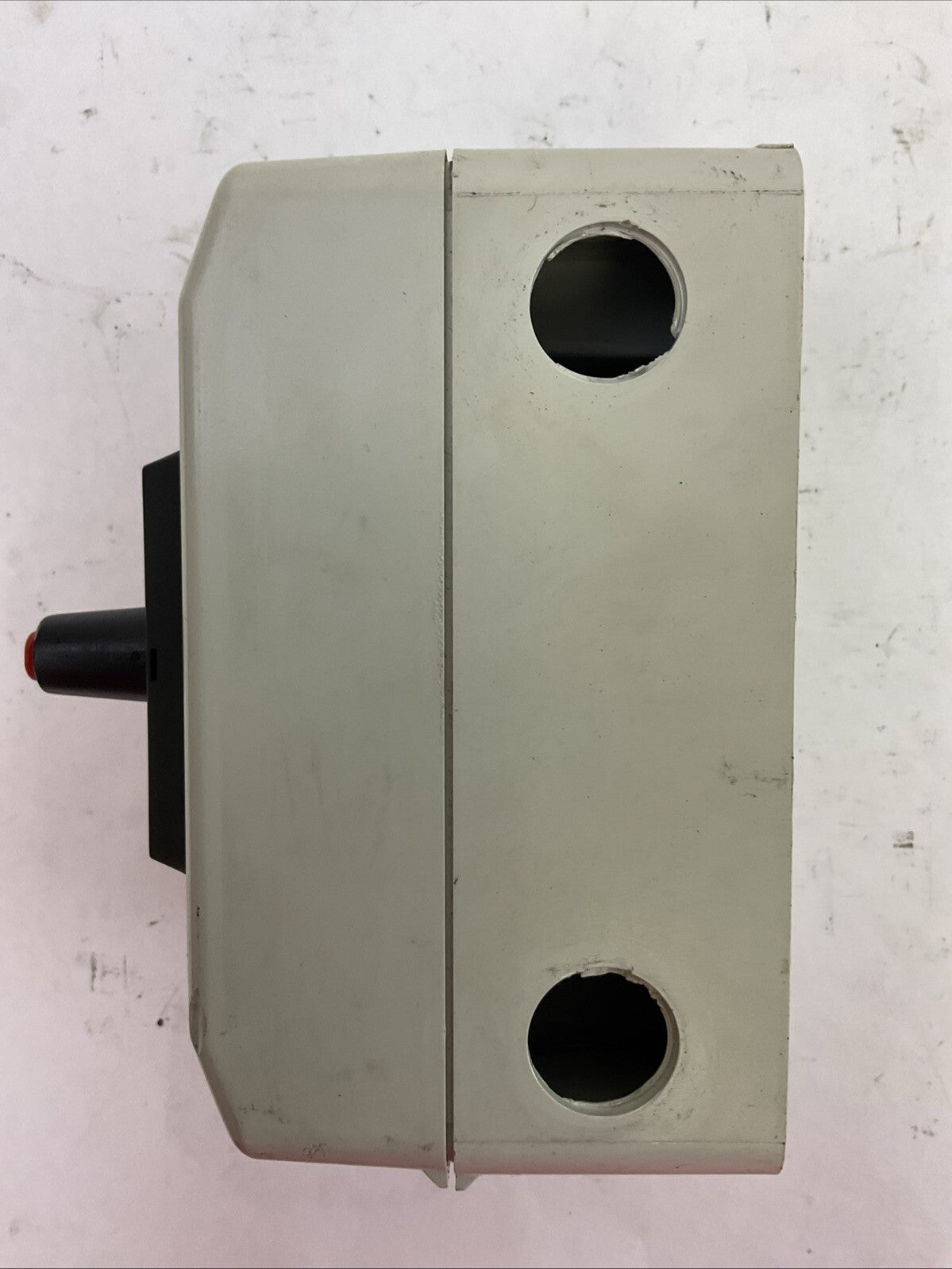 ABB EOT32 DISCONNECT SWITCH 40A 600VAC TYPE 3R, 124