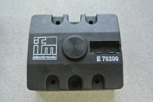 ifm E70200 / M8309-01 - FLAT CABLE SPLITTER BOX - LOT of 50