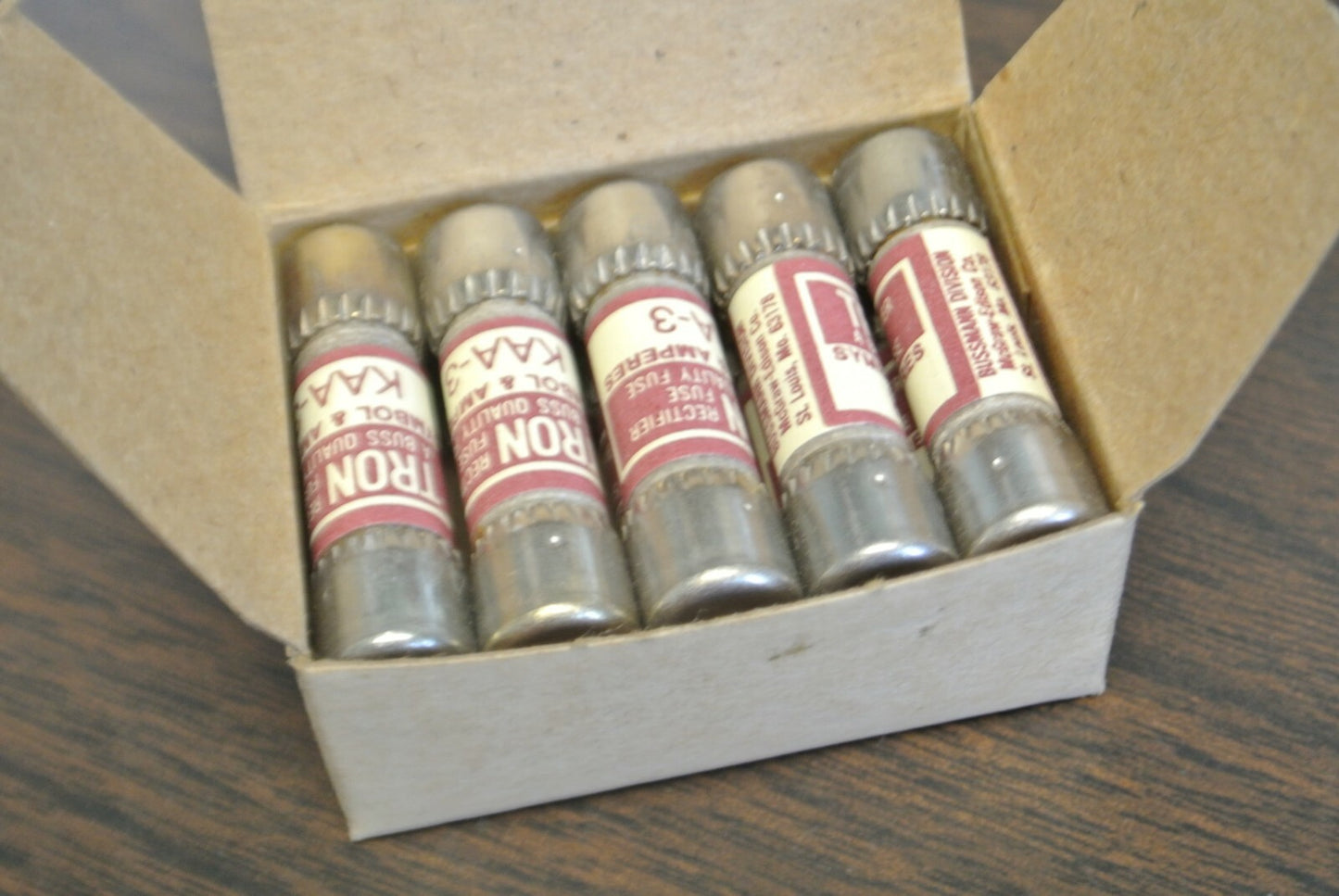 BOX of 10 / BUSSMANN / TRON KAA3 RECTIFIER FUSE / 3A / NEW SURPLUS0